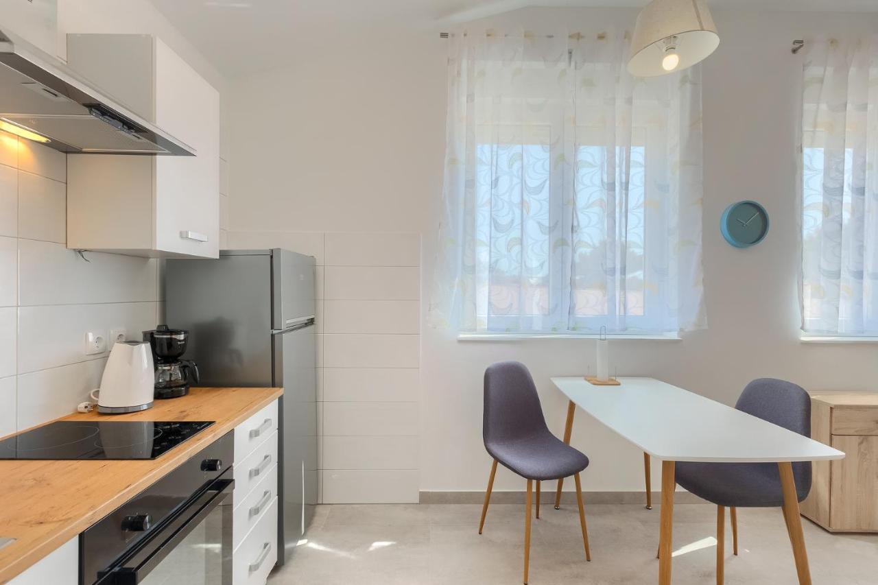 Apartments Medulin 2217 Екстериор снимка