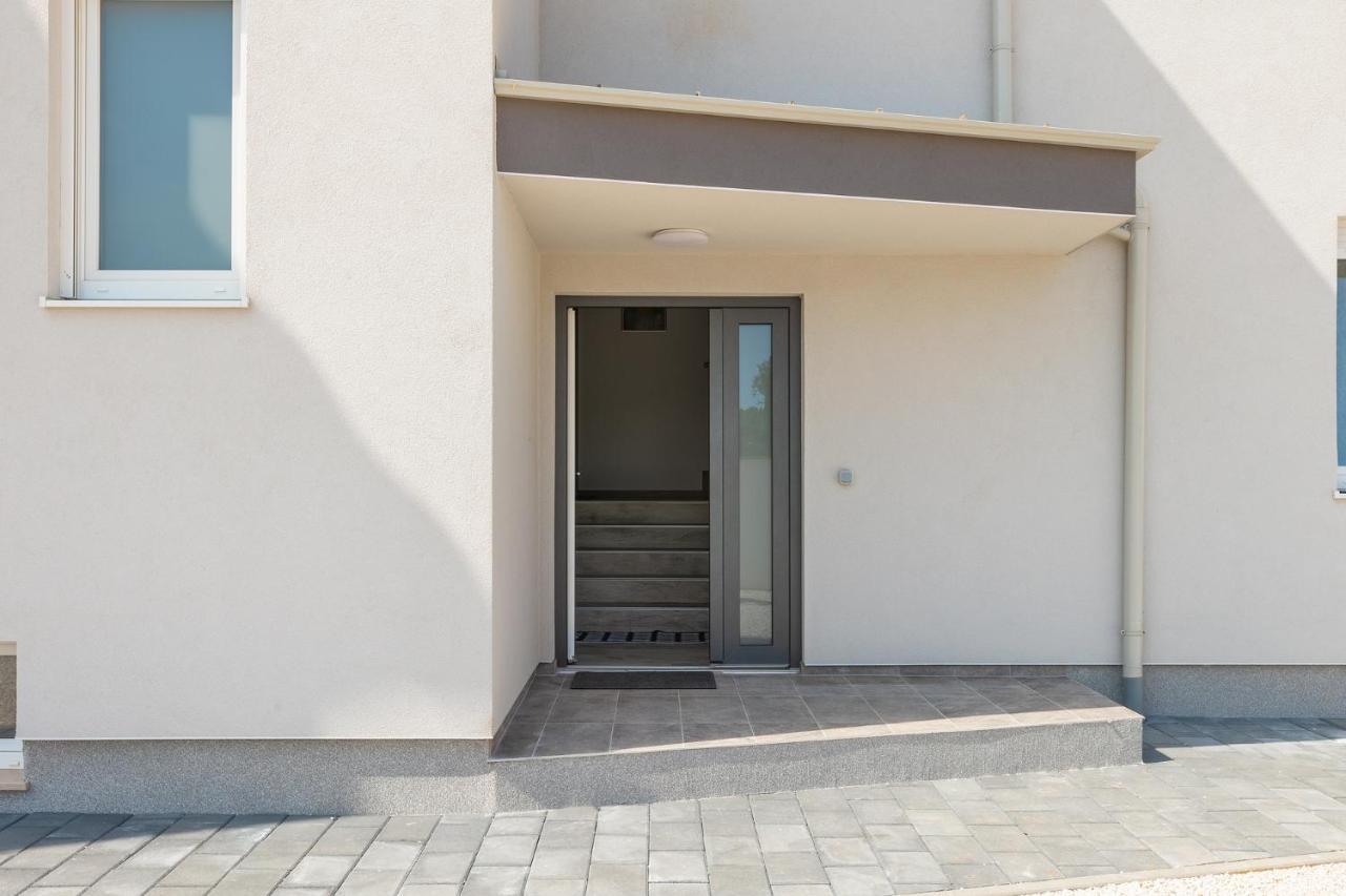 Apartments Medulin 2217 Екстериор снимка