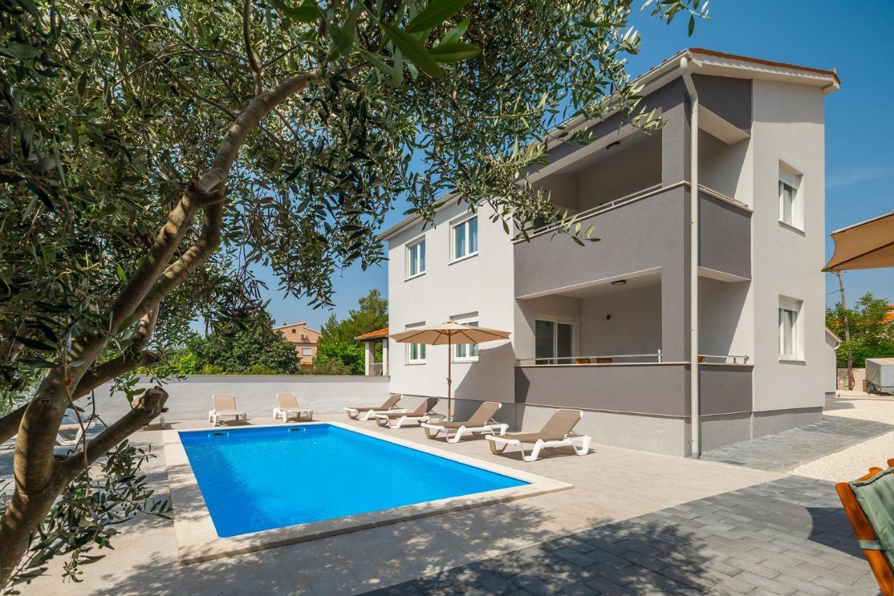 Apartments Medulin 2217 Екстериор снимка