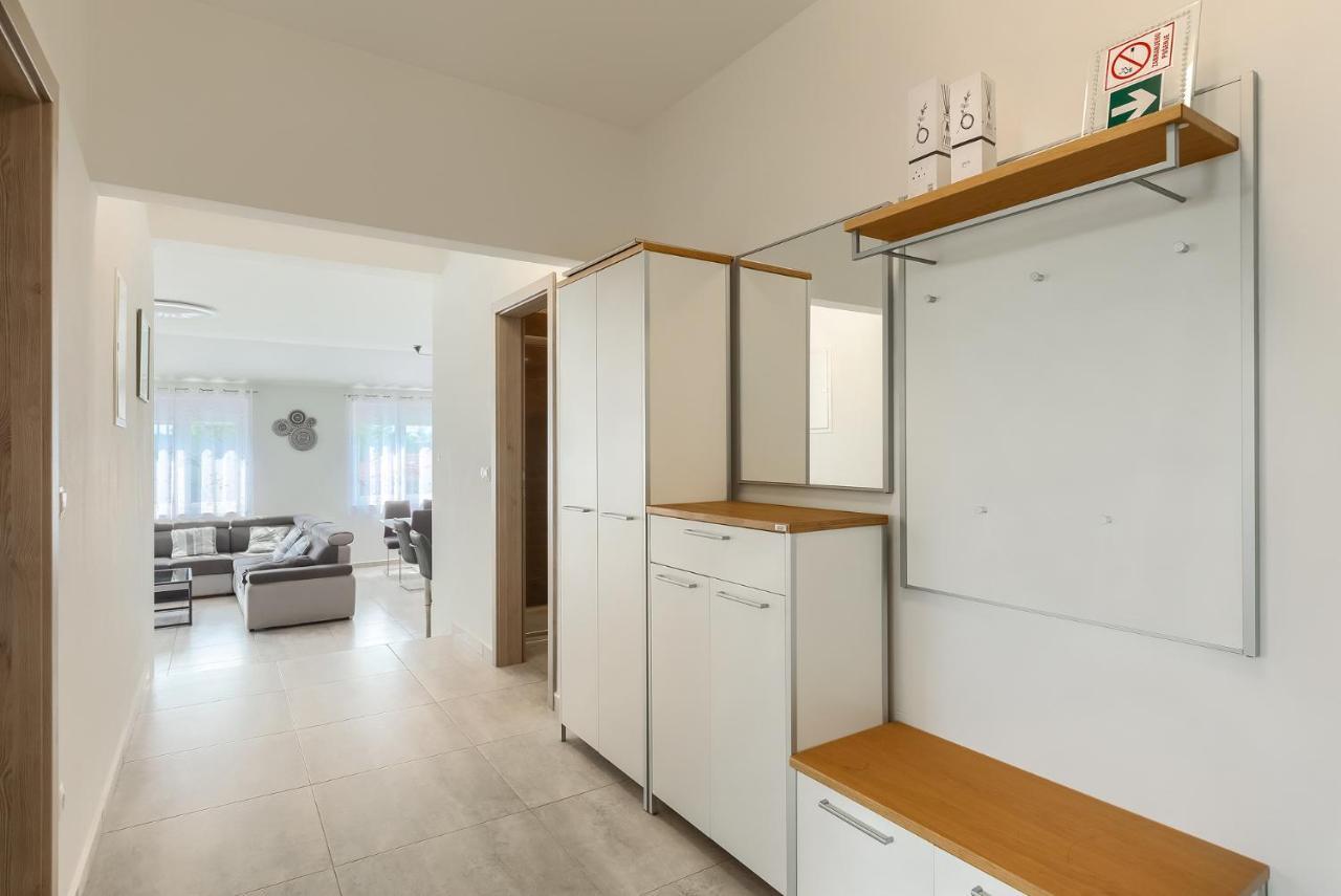 Apartments Medulin 2217 Екстериор снимка